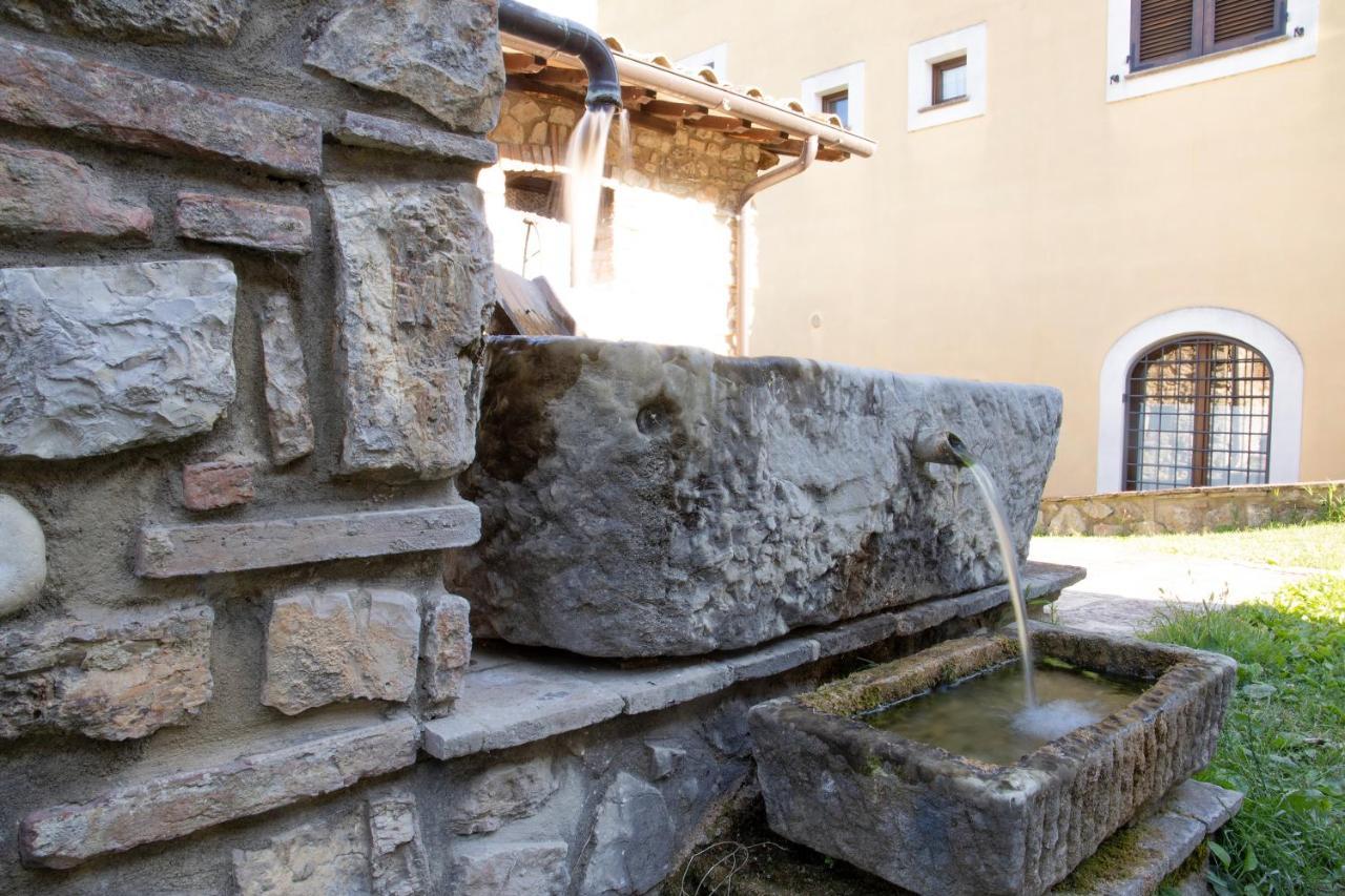 Вилла Il Borgo Di San Michele Papigno Экстерьер фото