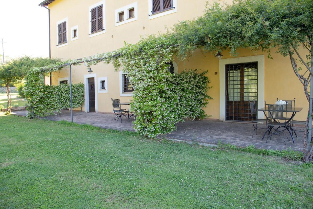 Вилла Il Borgo Di San Michele Papigno Экстерьер фото