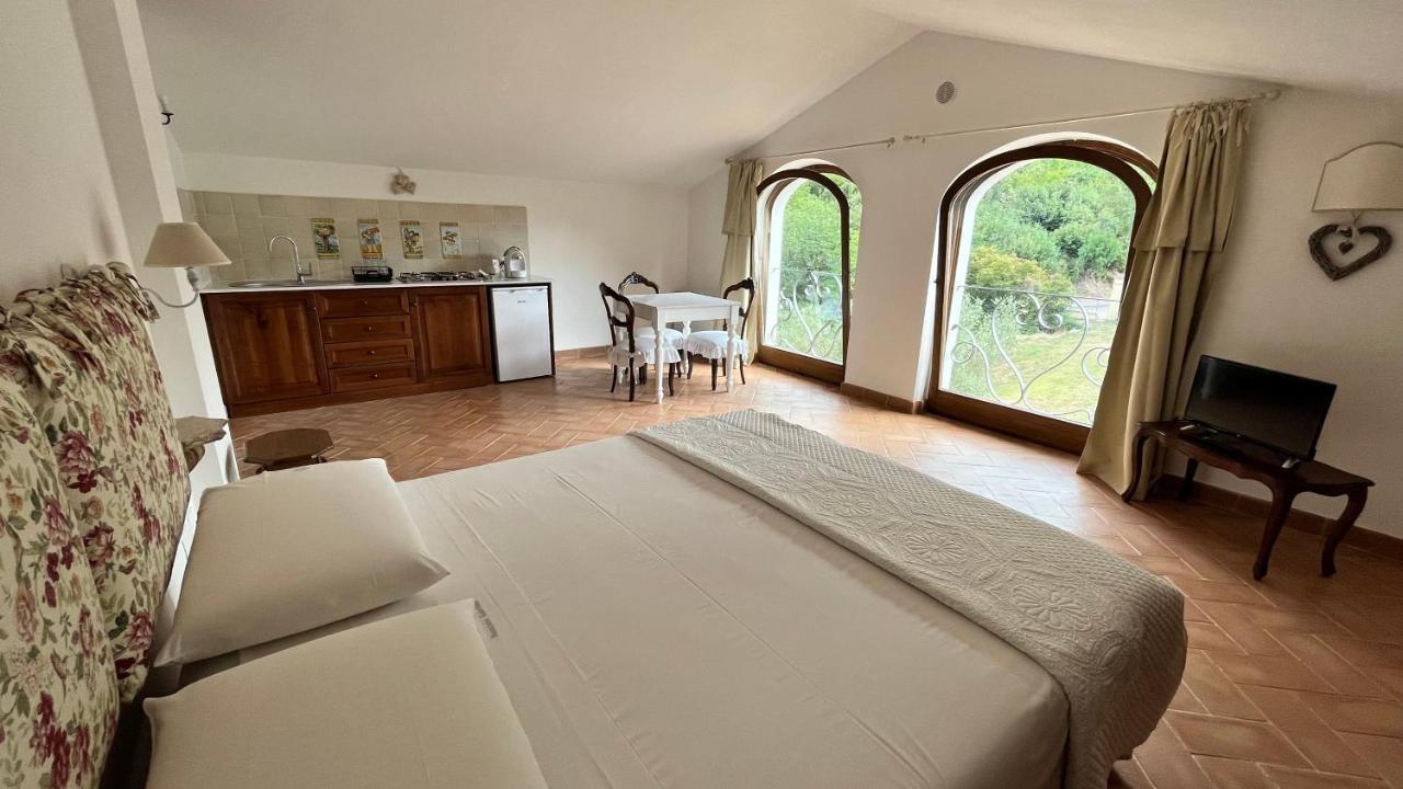 Вилла Il Borgo Di San Michele Papigno Экстерьер фото