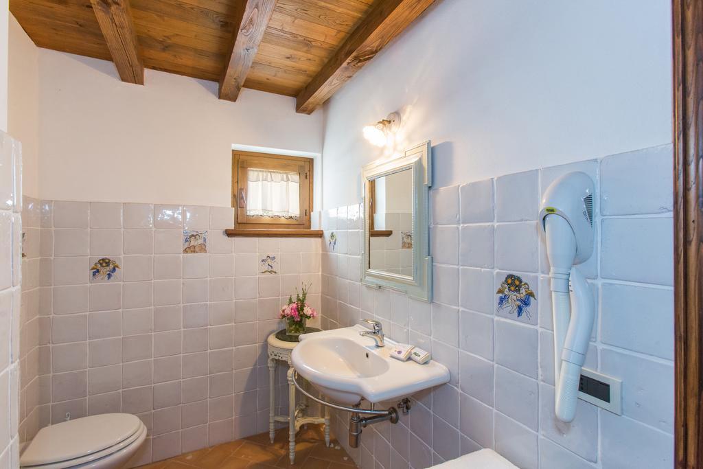 Вилла Il Borgo Di San Michele Papigno Экстерьер фото