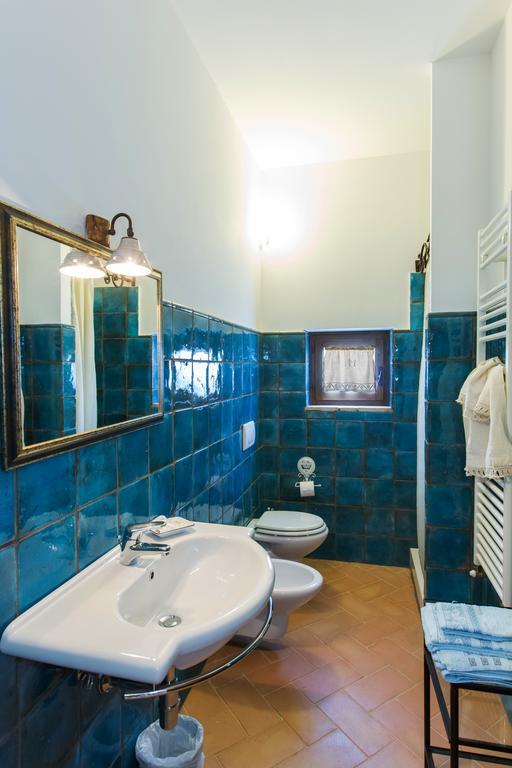 Вилла Il Borgo Di San Michele Papigno Экстерьер фото
