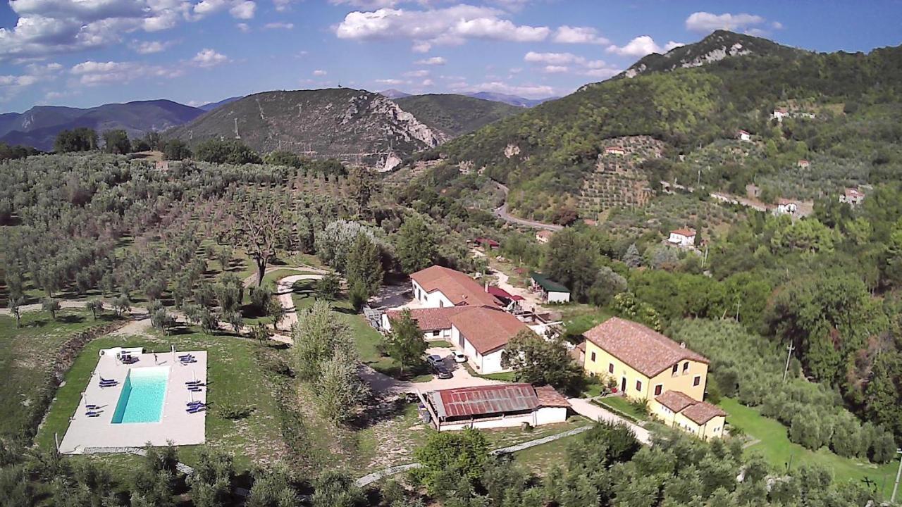 Вилла Il Borgo Di San Michele Papigno Экстерьер фото